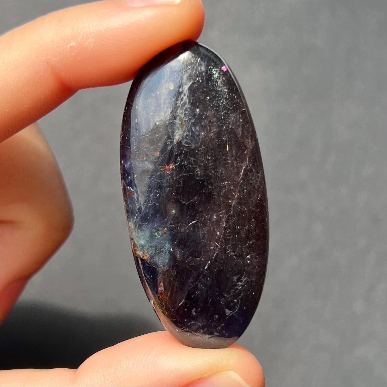 Galet Iolite / Cordiérite 1
