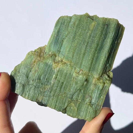 Trémolite verte brute 4