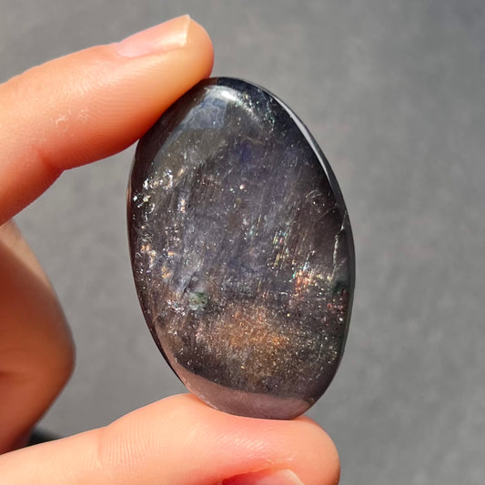 Galet Iolite / Cordiérite 3