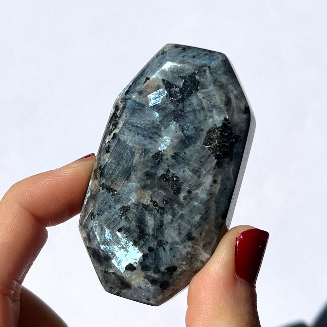 Galet en Larvikite 6