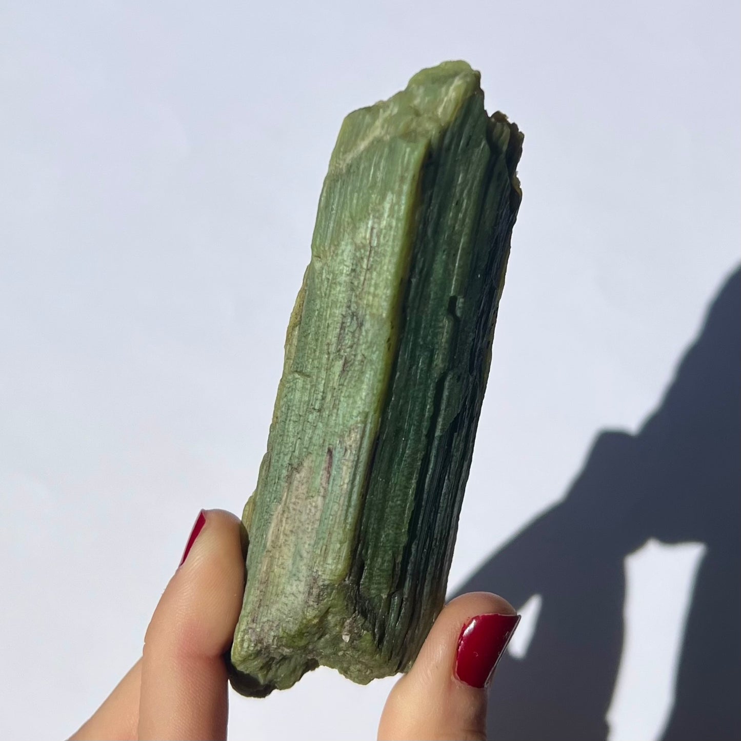 Trémolite verte brute 2