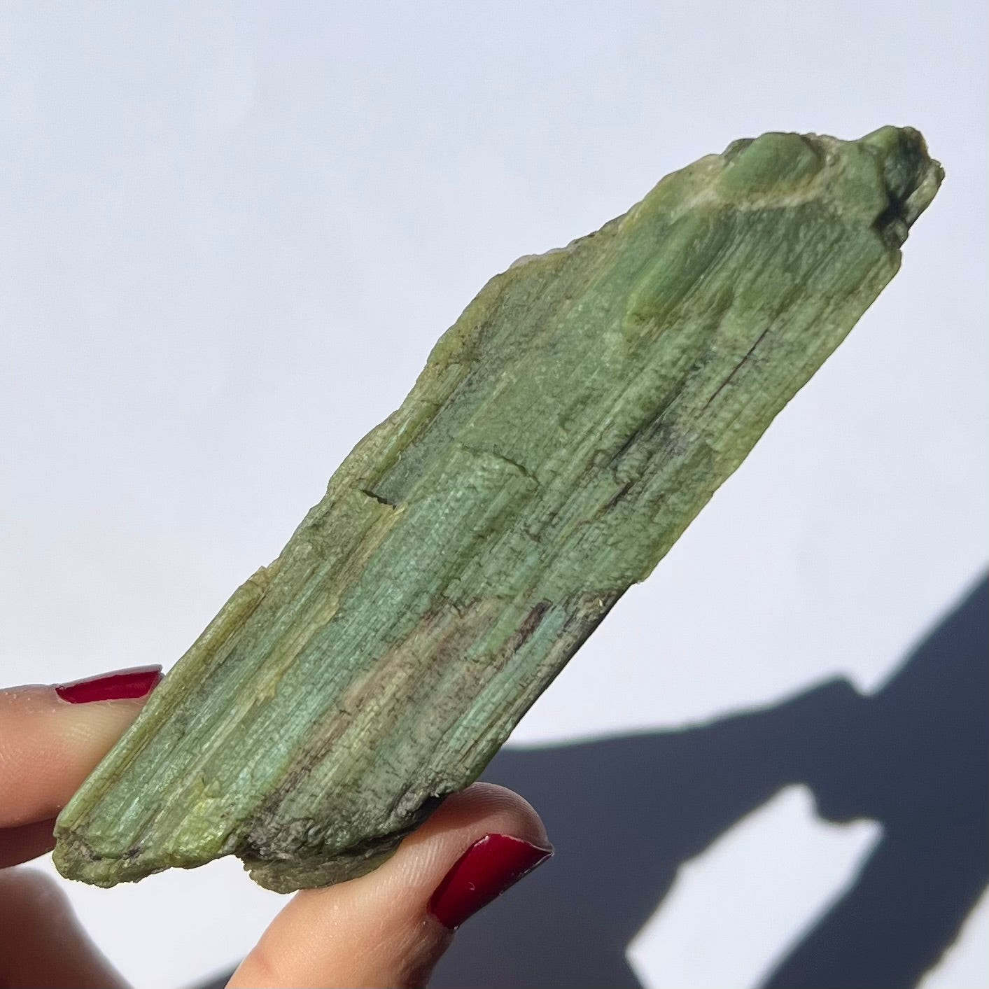 Trémolite verte brute 2