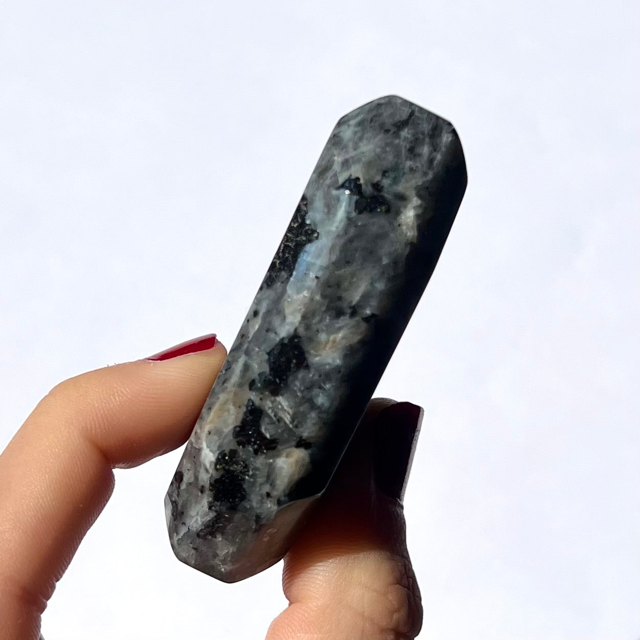 Galet en Larvikite 6